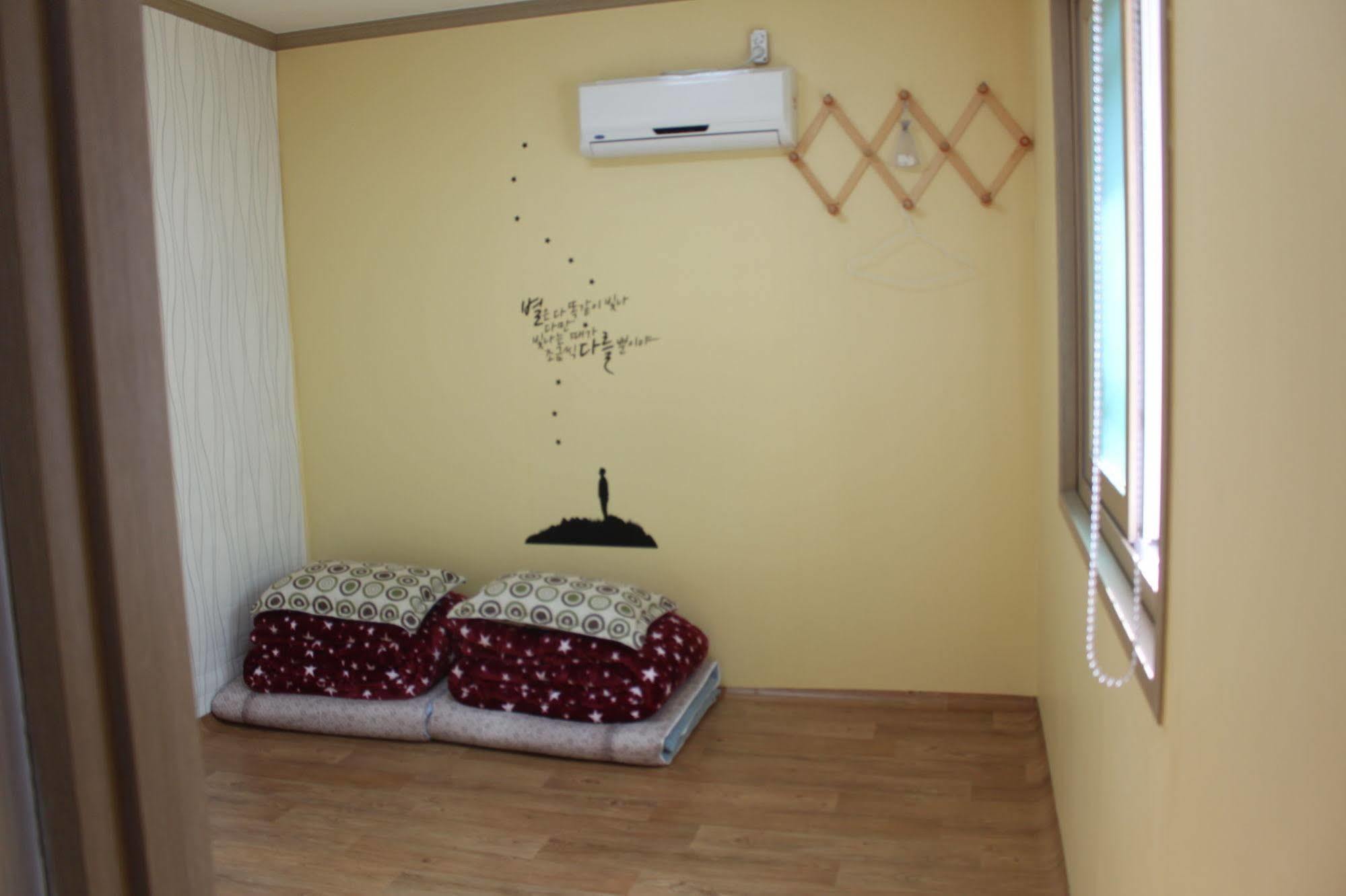 Dadam Guesthouse Yeosu Bagian luar foto