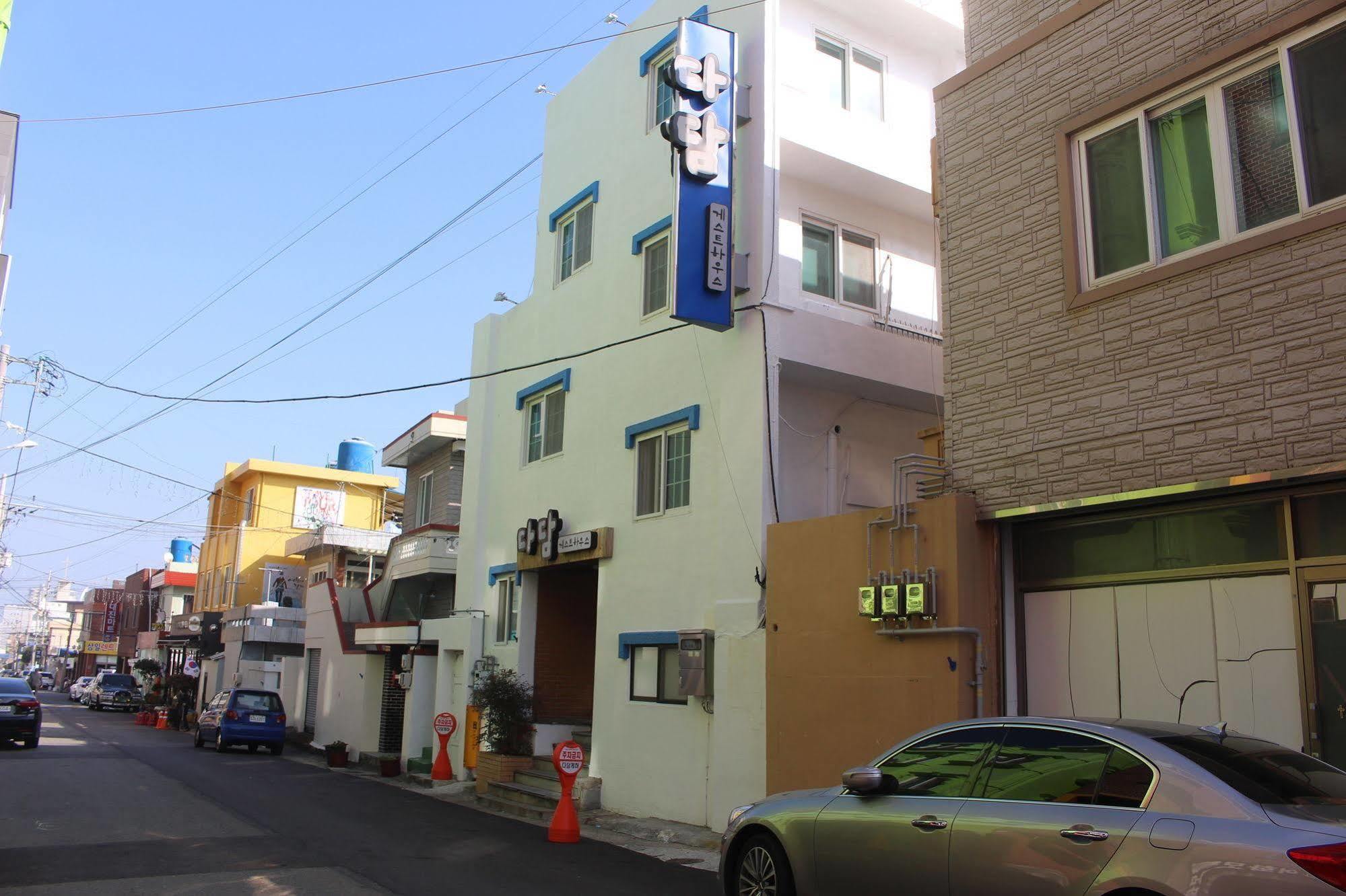 Dadam Guesthouse Yeosu Bagian luar foto